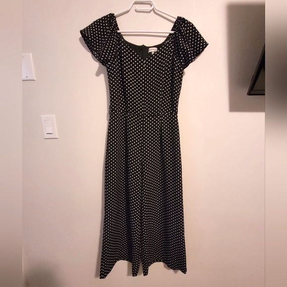 Polkadot jumpsuit/romper - Picture 1 of 1